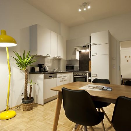 City-Apartment Neubaugasse Грац Екстериор снимка