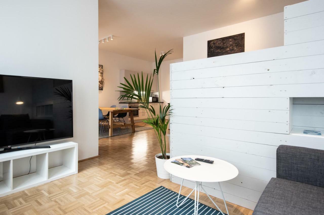City-Apartment Neubaugasse Грац Екстериор снимка